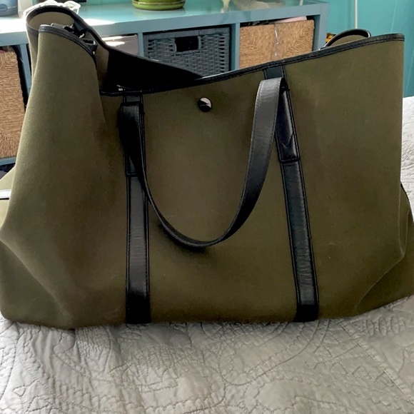 Michael Kors Jet Olive Tote Bag - Picture 1 of 5